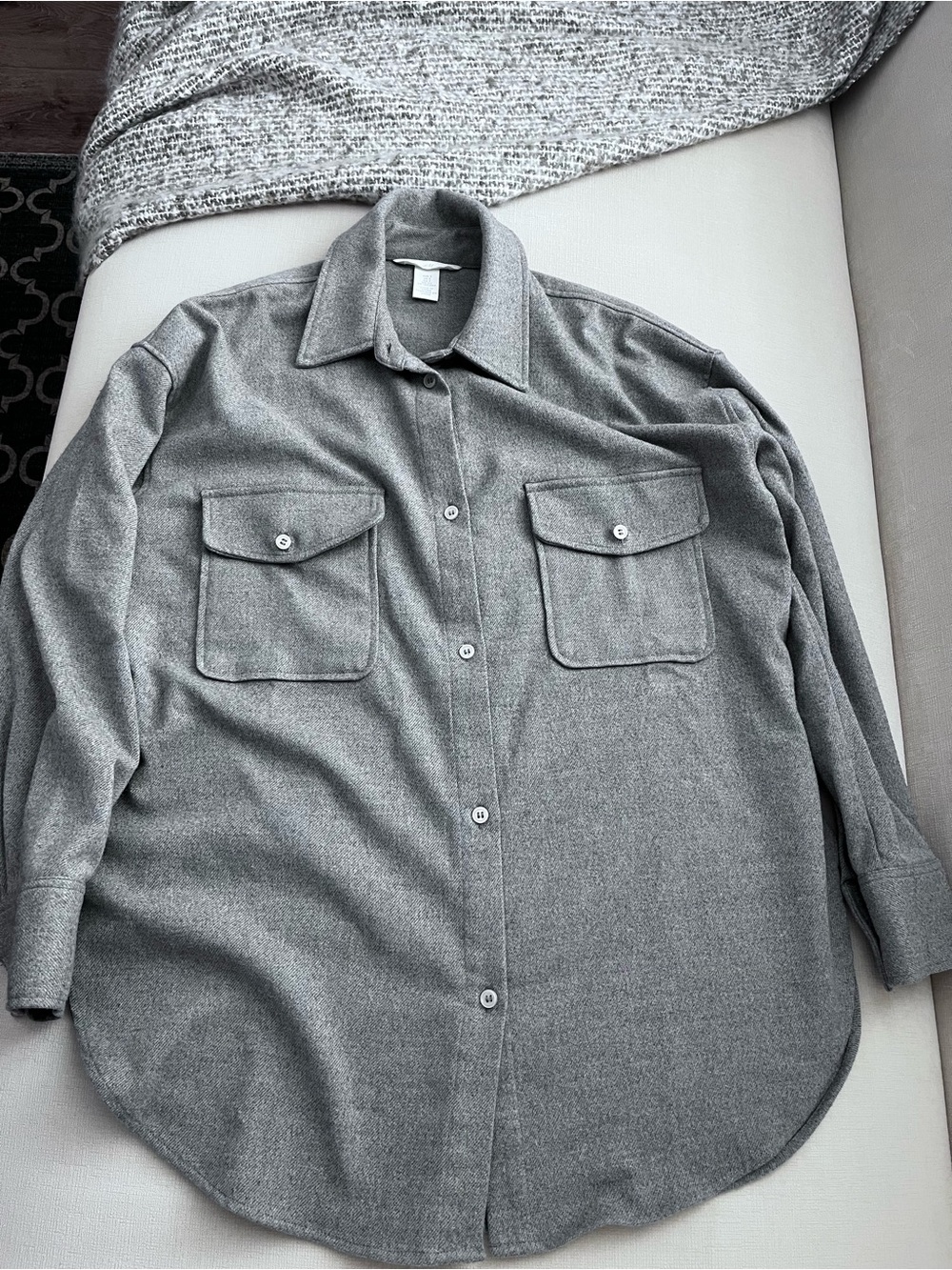 H&M Women’s Oversized Gray Button-Up Shirt Jacket
